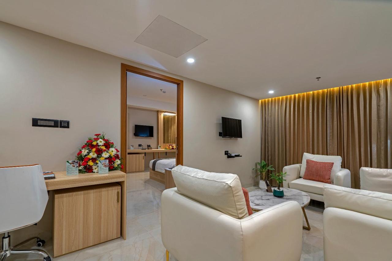 Hotel The Port By Jdaniels Thiruvananthapuram Exterior foto